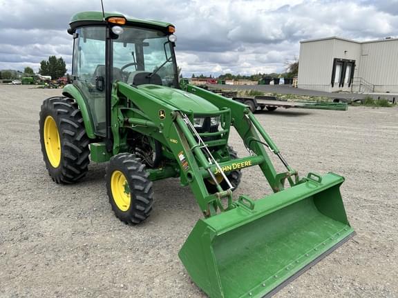 Image of John Deere 4052R equipment image 2