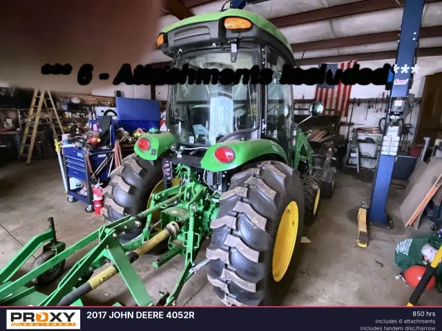 Image of John Deere 4052R equipment image 3
