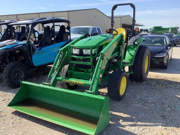 Image of John Deere 4052R equipment image 2