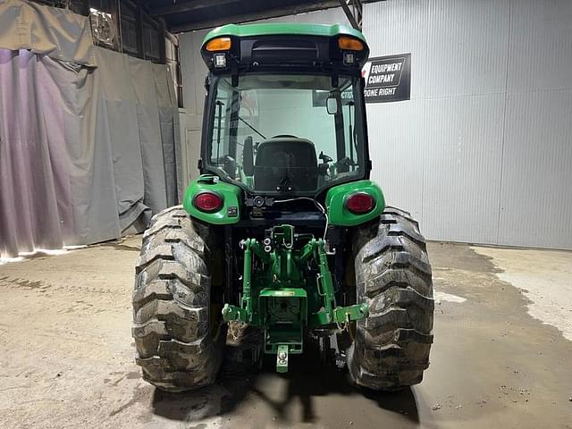 Image of John Deere 4052R equipment image 3