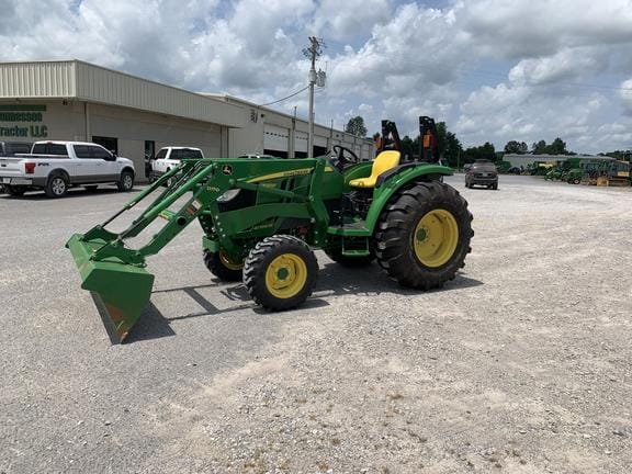 Main image John Deere 4066M