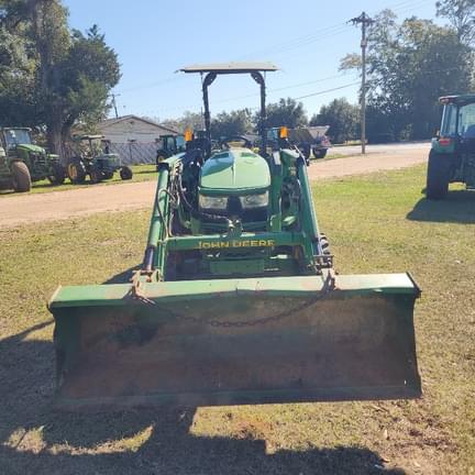 Image of John Deere 4066M equipment image 2