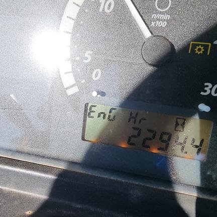 Image of John Deere 4066M equipment image 4