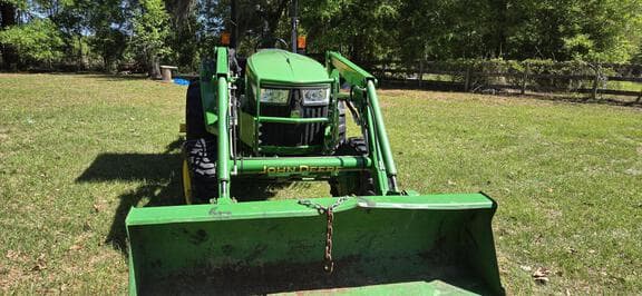 Image of John Deere 4066M equipment image 4