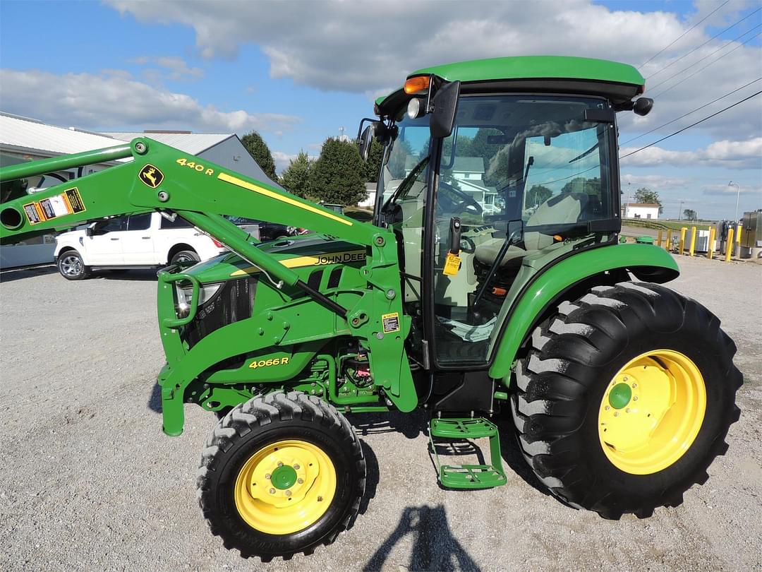 Image of John Deere 4066R Primary image