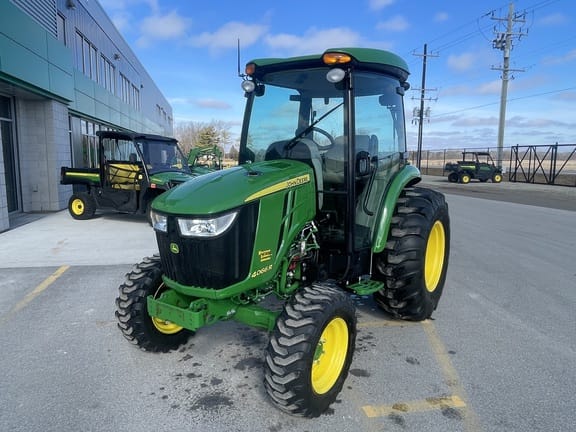 2017 John Deere 4066R Equipment Image0