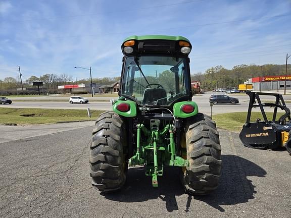 Image of John Deere 4066R equipment image 3