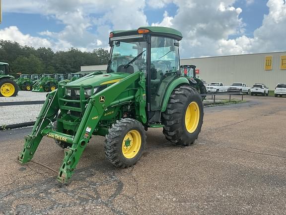 Image of John Deere 4066R equipment image 1