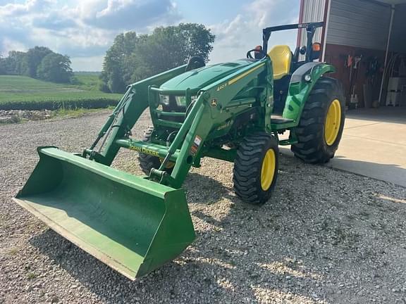 Image of John Deere 4066R Primary image