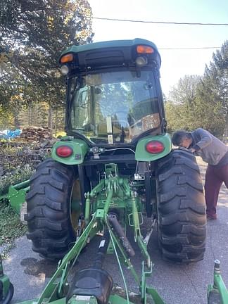 Image of John Deere 4066R equipment image 2