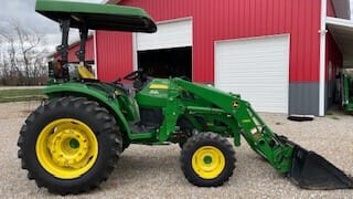 Main image John Deere 4066R