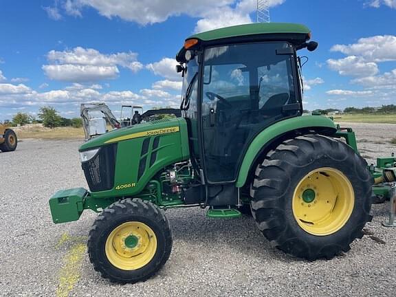 Image of John Deere 4066R equipment image 3