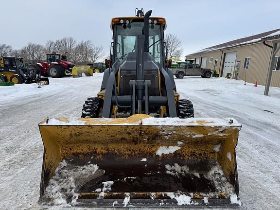 Image of John Deere 410L equipment image 1