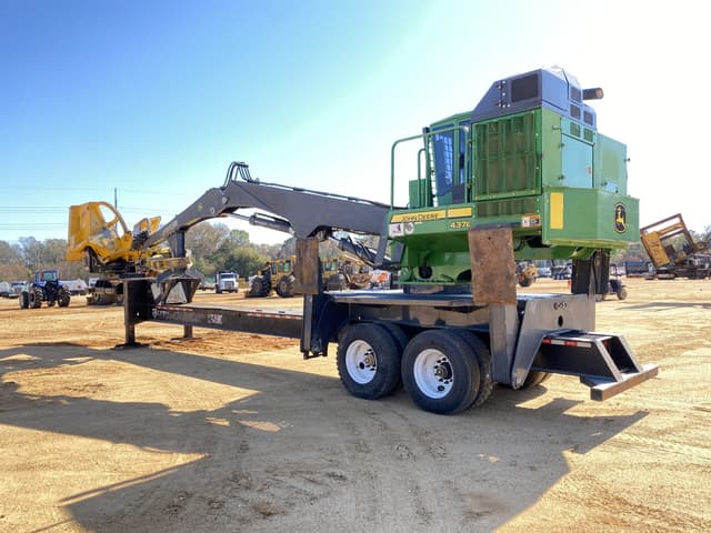 Image of John Deere 437E equipment image 1