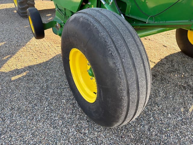 Image of John Deere 459 MegaWide Plus equipment image 4