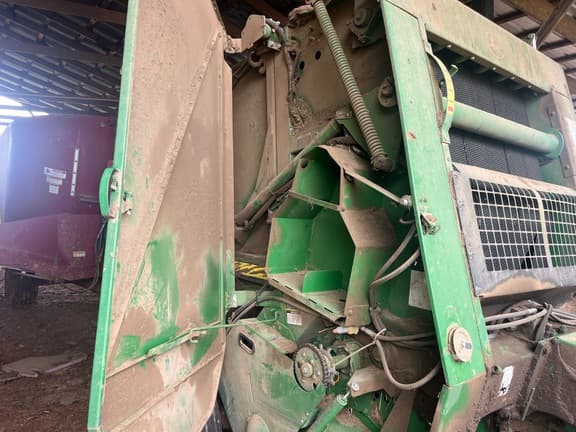 Image of John Deere 459 Silage Special equipment image 4