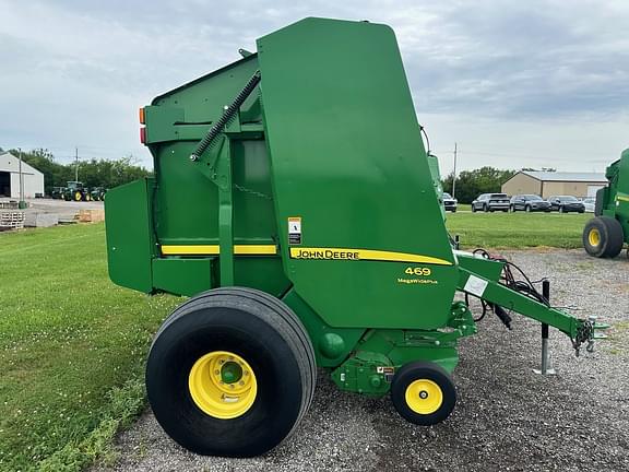 Image of John Deere 469 equipment image 3