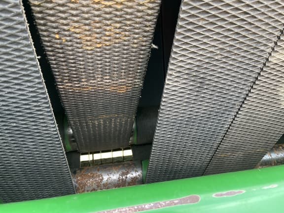 Image of John Deere 469 equipment image 4