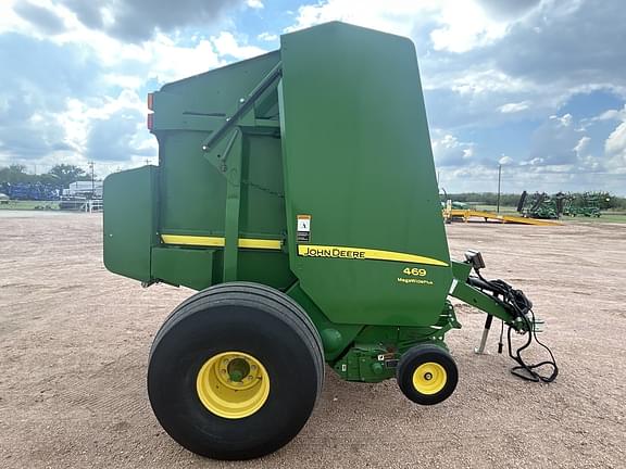 Image of John Deere 469 equipment image 4