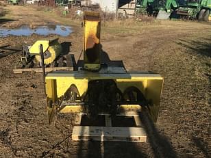 Main image John Deere 47" Snow Blower 9