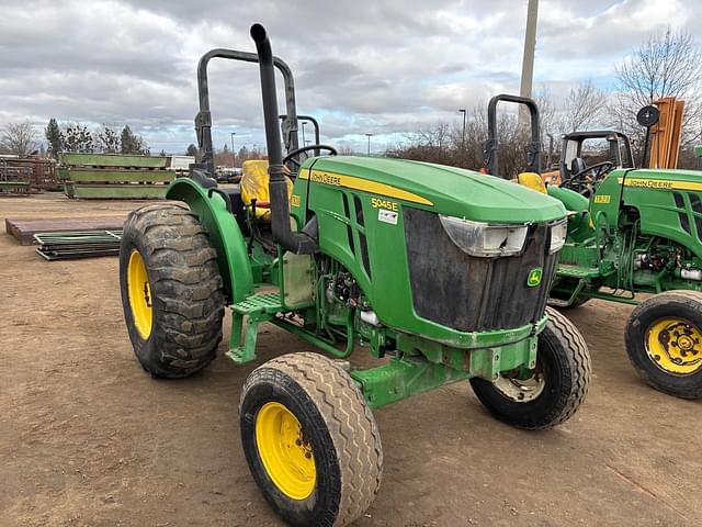 Image of John Deere 5045E equipment image 1