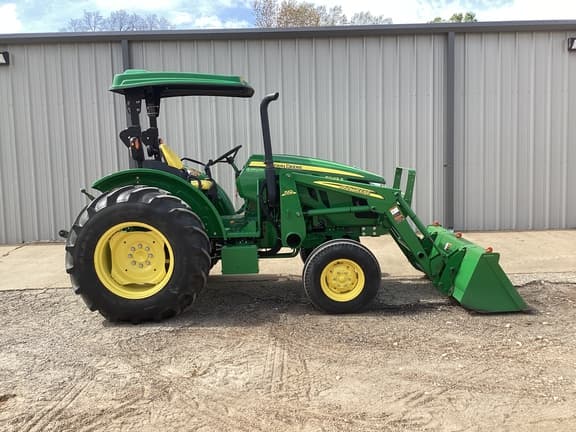 Image of John Deere 5045E equipment image 2