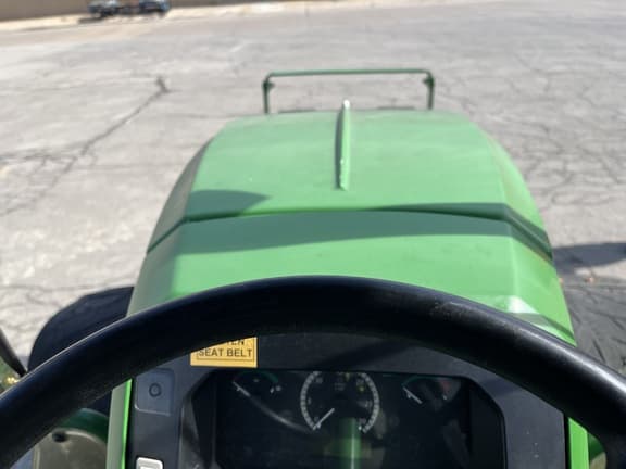 Image of John Deere 5045E equipment image 4