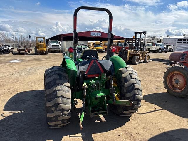 Image of John Deere 5045E equipment image 3