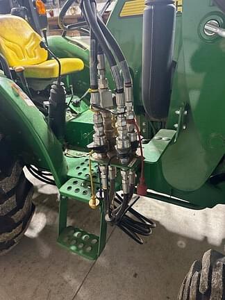 Image of John Deere 5045E equipment image 1