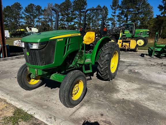 Image of John Deere 5045E Image 0