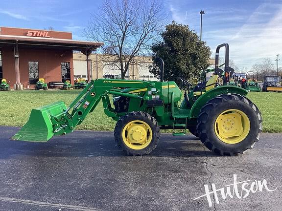 Image of John Deere 5055E equipment image 4