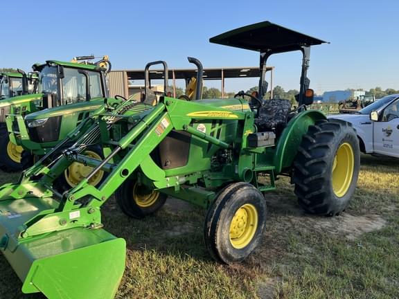 Image of John Deere 5055E equipment image 3