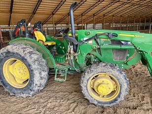 Main image John Deere 5055E 0