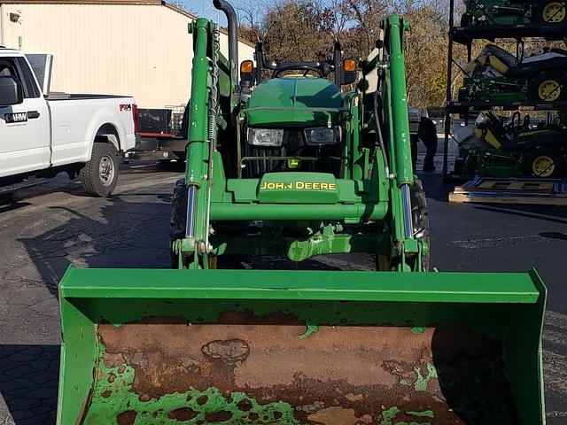 Image of John Deere 5055E equipment image 1