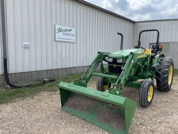 2017 John Deere 5055E Equipment Image0