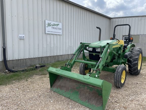 Image of John Deere 5055E Primary image