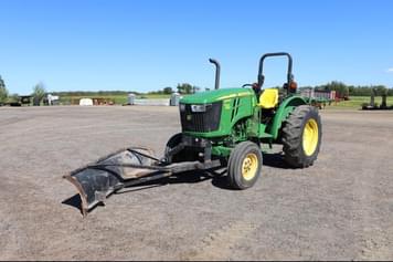 Main image John Deere 5055E