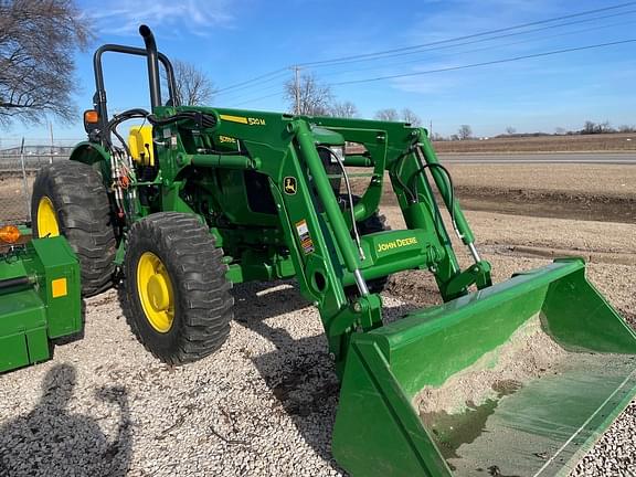 Image of John Deere 5055E equipment image 4