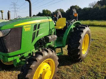 Main image John Deere 5055E