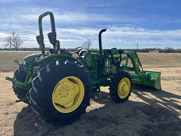 Image of John Deere 5055E equipment image 3