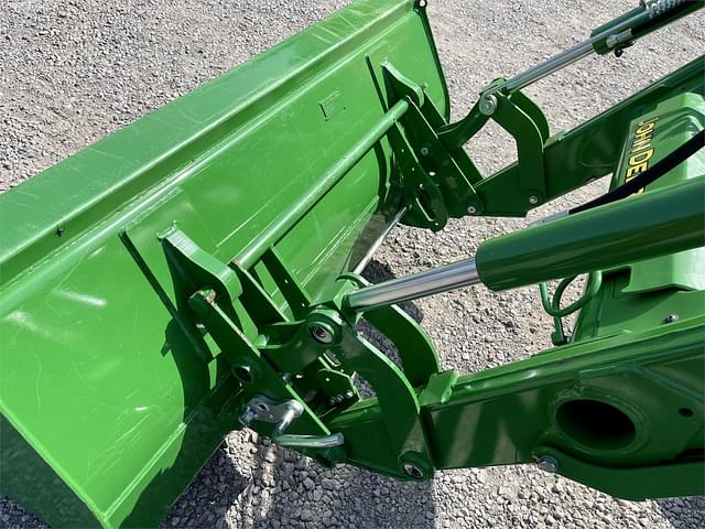 Image of John Deere 5055E equipment image 3