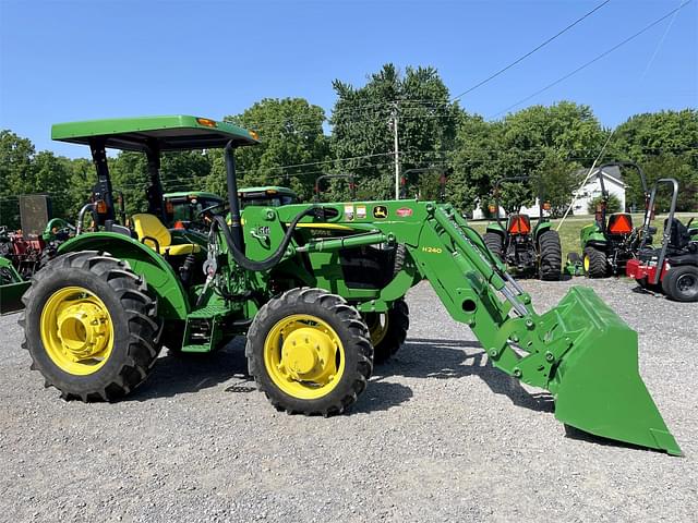 Image of John Deere 5055E equipment image 1