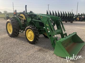 Main image John Deere 5065E