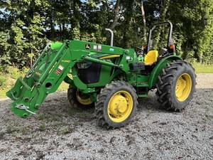 2017 John Deere 5075E Image