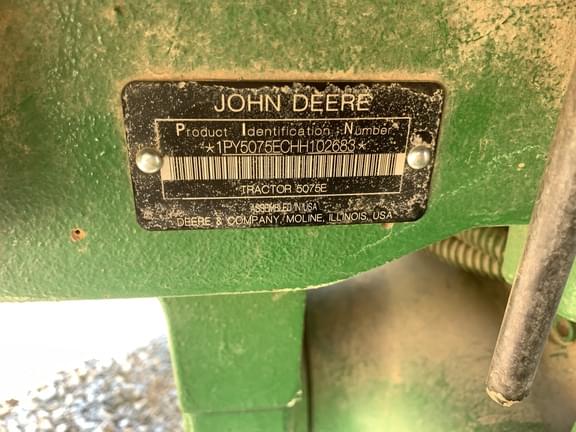 Image of John Deere 5075E equipment image 3