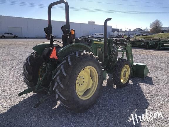 Image of John Deere 5075E equipment image 4