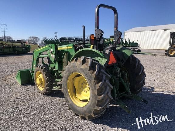 Image of John Deere 5075E equipment image 3