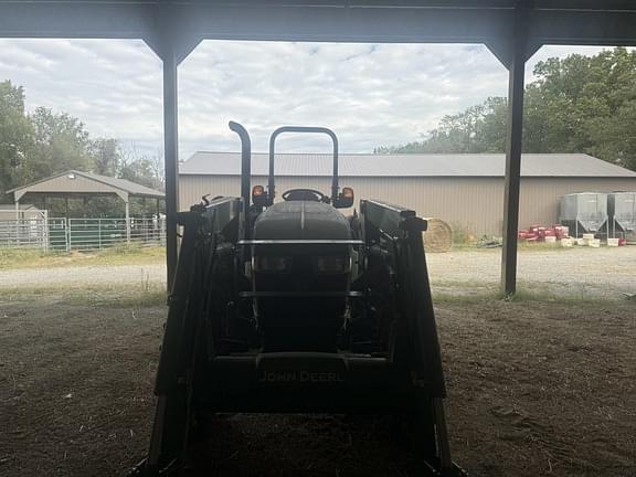 Image of John Deere 5075E equipment image 1