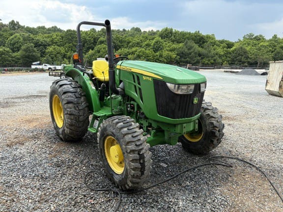 2017 John Deere 5075E Equipment Image0