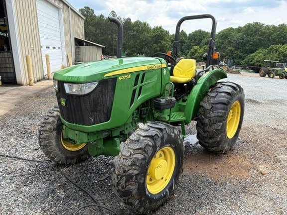 Image of John Deere 5075E equipment image 3